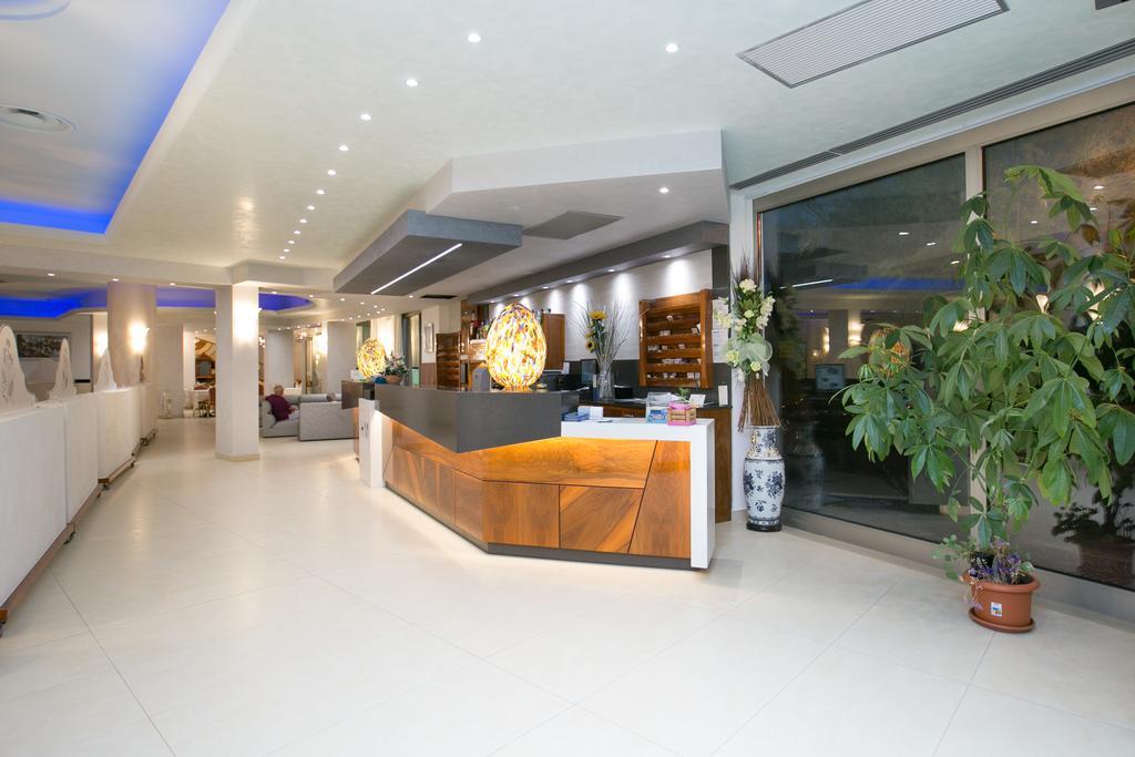 Hotel Metropol Sottomarina Exterior photo